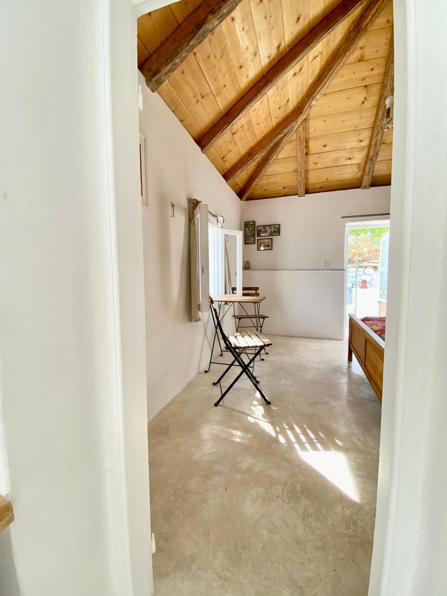 Stylish Vathy Studio With Sea View Exteriör bild